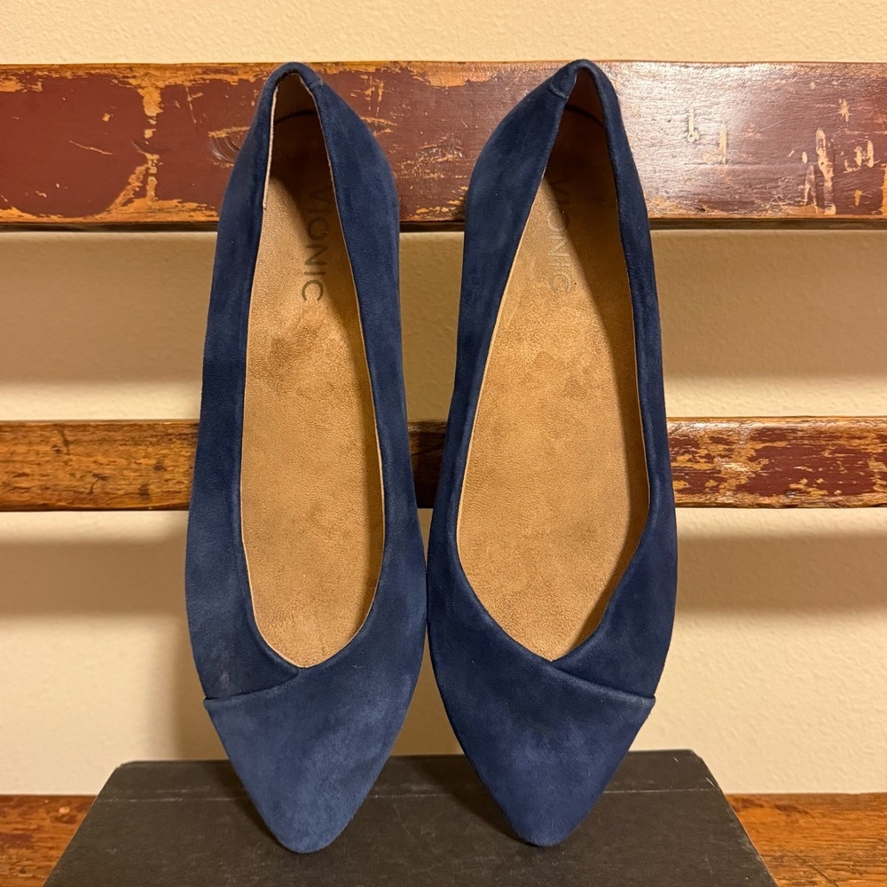 Vionic Navy Blue Suede Pointed Toe Flats - Picture 2 of 12